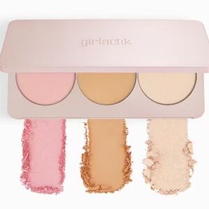 Girlactik Blush Palette Blush Me and Glow in Light NIB